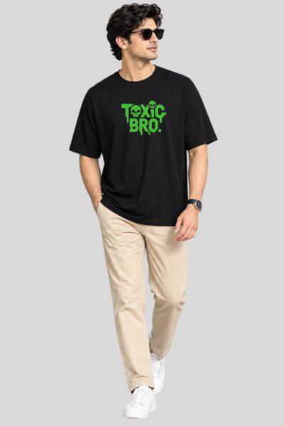 Men's Black Toxic Bro Typograpy Oversized T-shirt