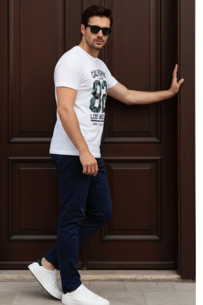 Men's White American 82  Graphic Round Neck T-shirt