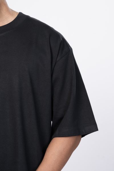 Shleviro Men's Leo Black solid Round Neck Oversized T-shirt