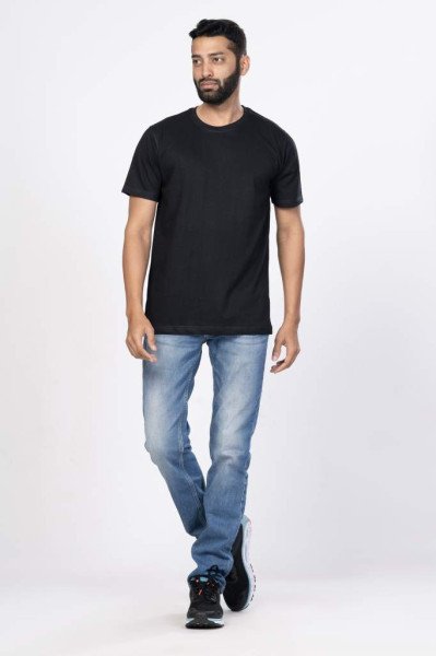 Shleviro Men's Leo Black Solid Round Neck Oversized T-shirt