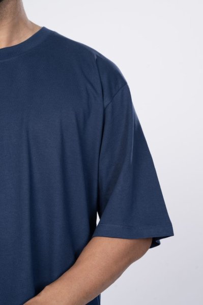 Shleviro Men's Leo Navy Blue Solid Round Neck Oversized T-shirt